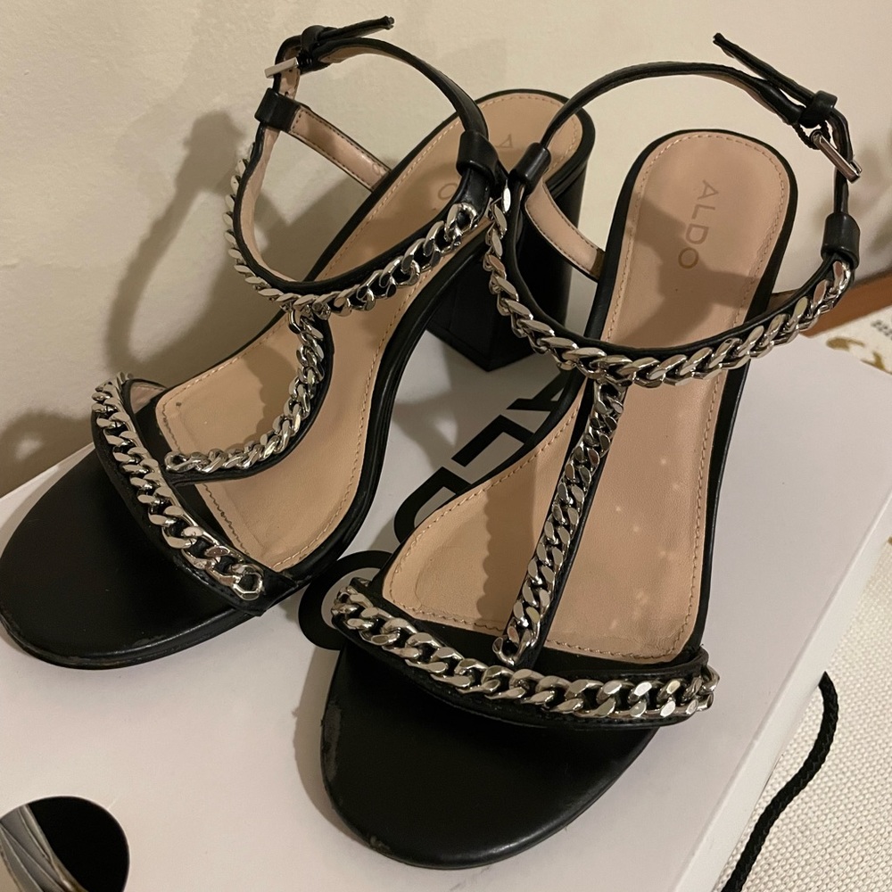Herrawia Black Chain Strap Sandals - Aldo